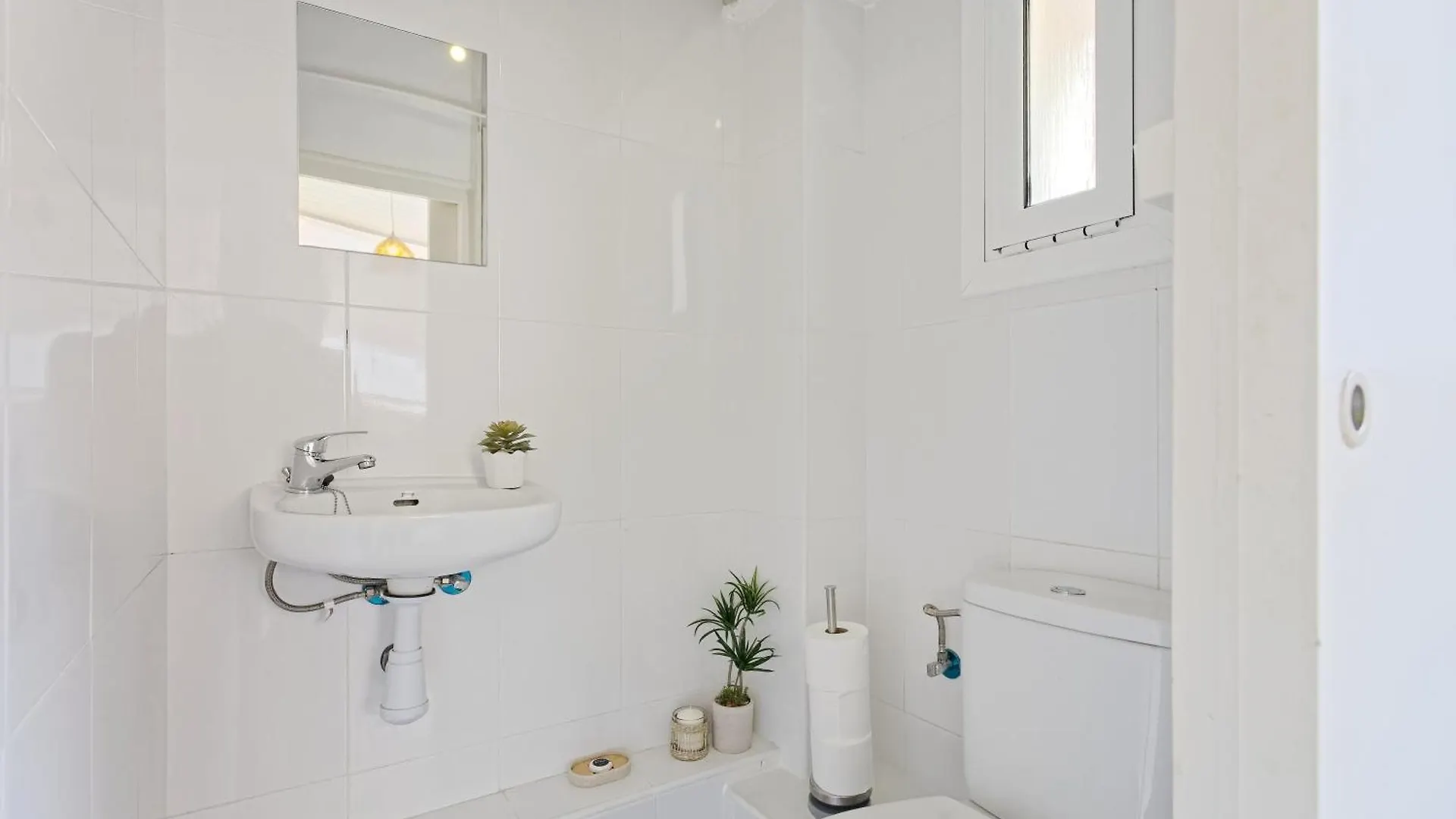 Apartment Central & Bright Apartment!! Barcelona